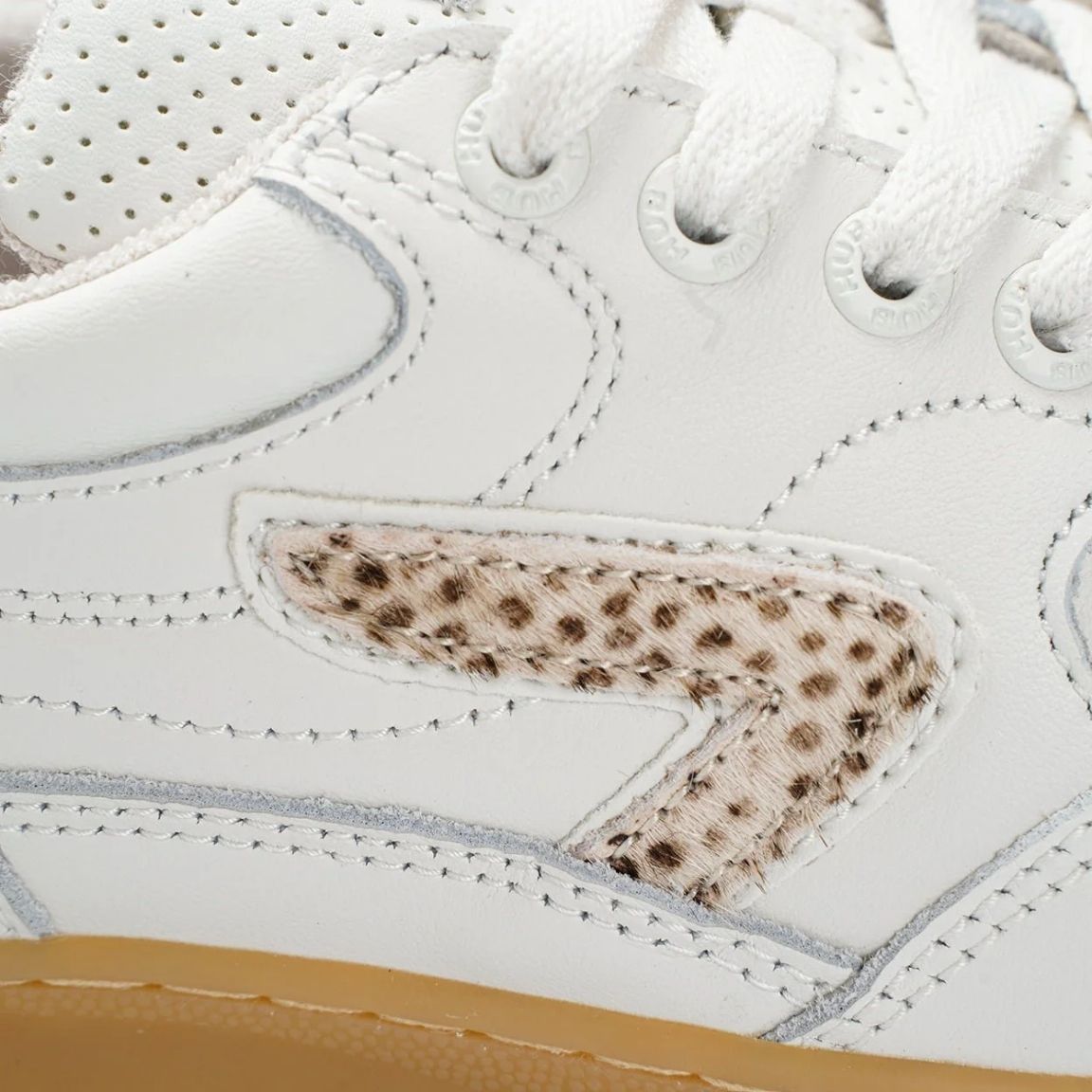 HUBVancouverWW8401L71-L10-C68-OffWhite_Cheetah_Gum__5