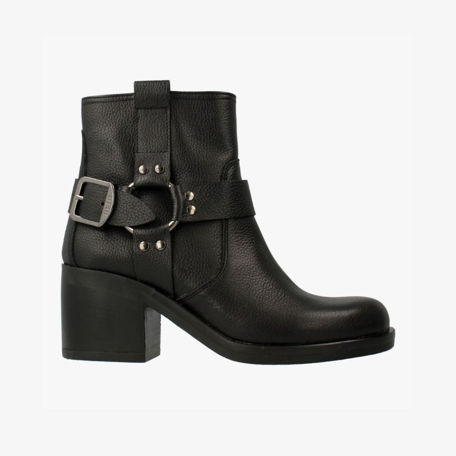 Red-Rag Buckle Low Boot - Black Nappa