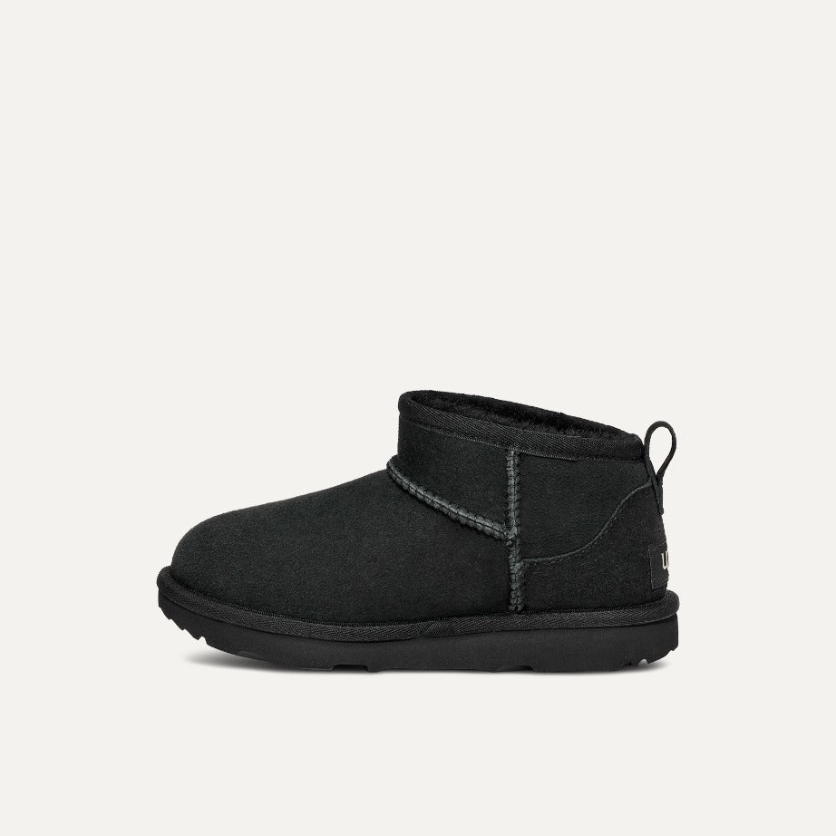 UGG Classic Ultra Mini Jr. - Black