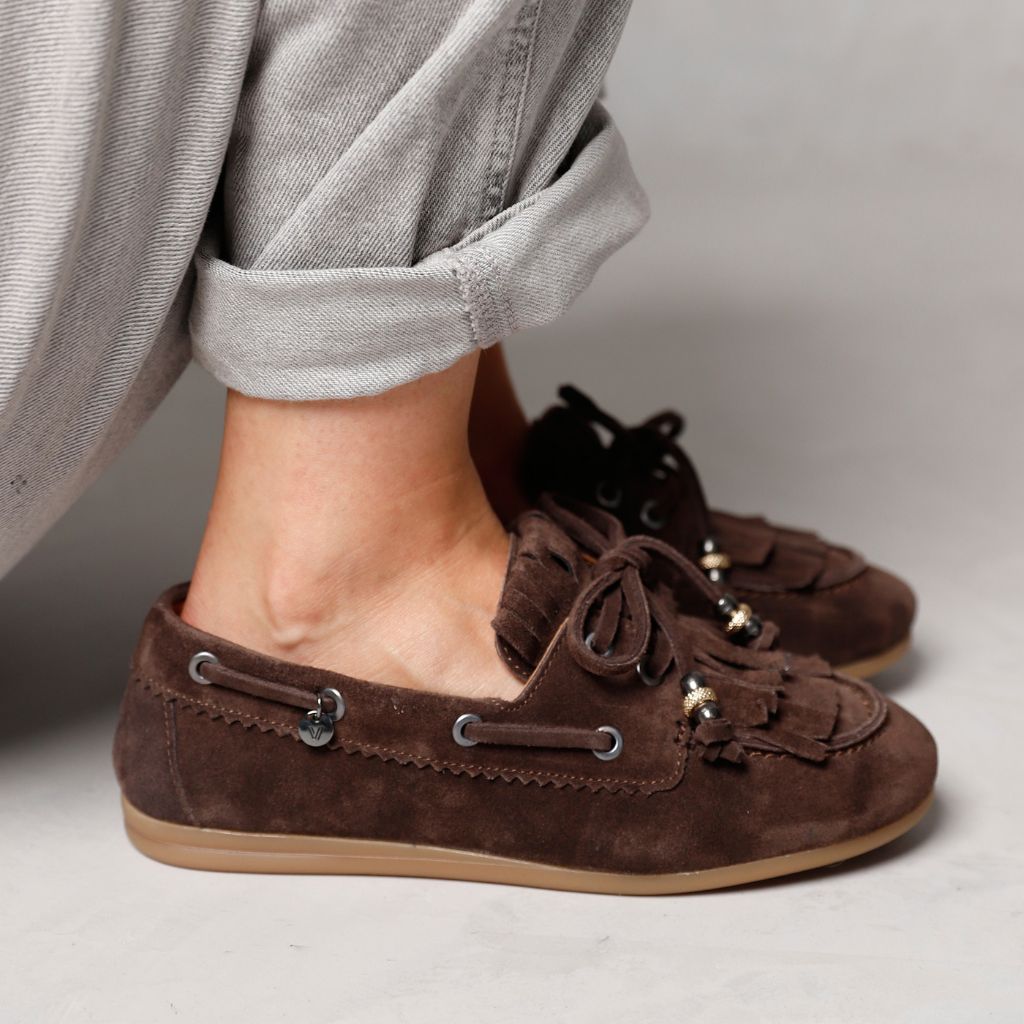 VIA VAI June Loua - Corvino