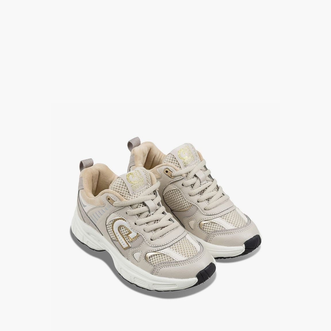 CruyffMartiJrCJG261080-161-White_Silver__5