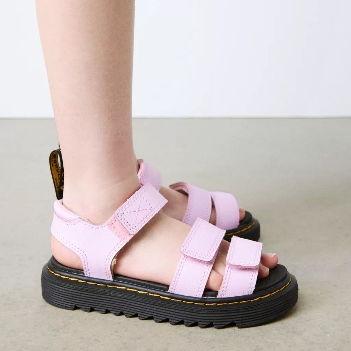 DrMartensKlaireJr31436332_30697697-PalePink__2