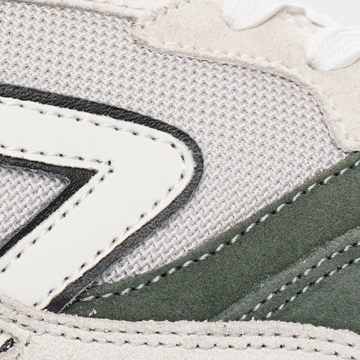 HUBWaveM8901M65-M23-D48-LiteBone_OffWhite_SageGreen__2
