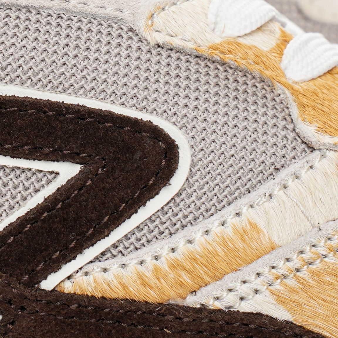 HUBWavePonyWW8801M66-M23-D7-Bone_DarkCoffee_Brown__2
