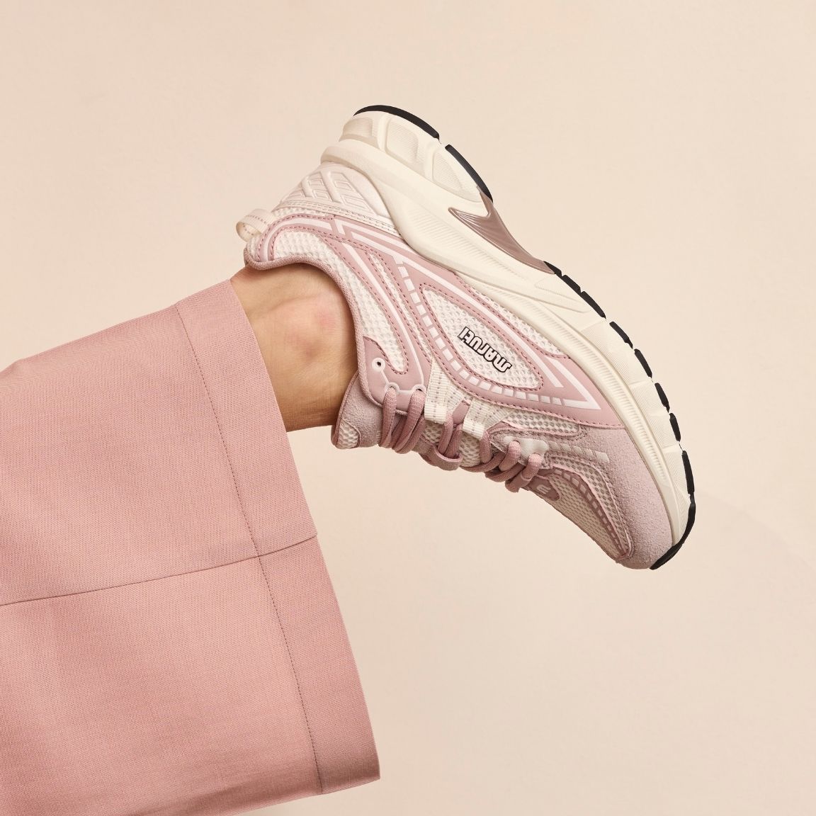 MarutiNola66189501-J6I-SuedePink__2