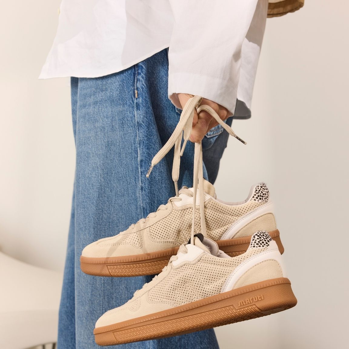 MarutiYale661844-Sand__2