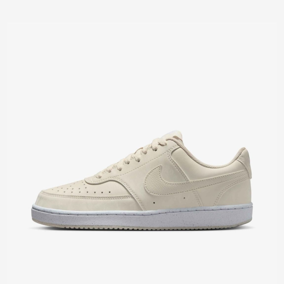 NikeCourtVisionLoWHQ4377-100-LightOrewoodBrown__2