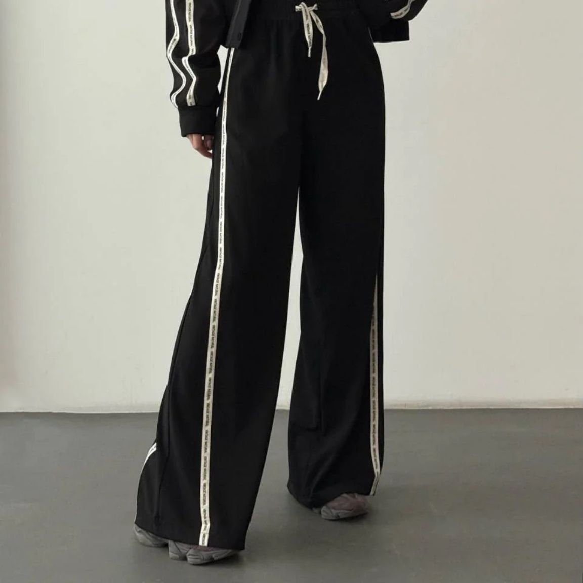 RhymeHypeLooseFitWintageNaturalPantRH-QZ-W-062P-Black__1