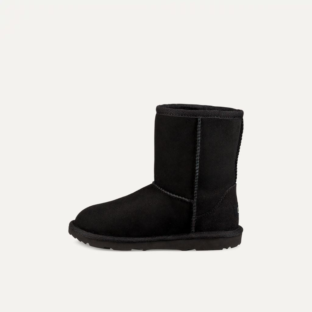 UGG Classic II Jr. -  Black