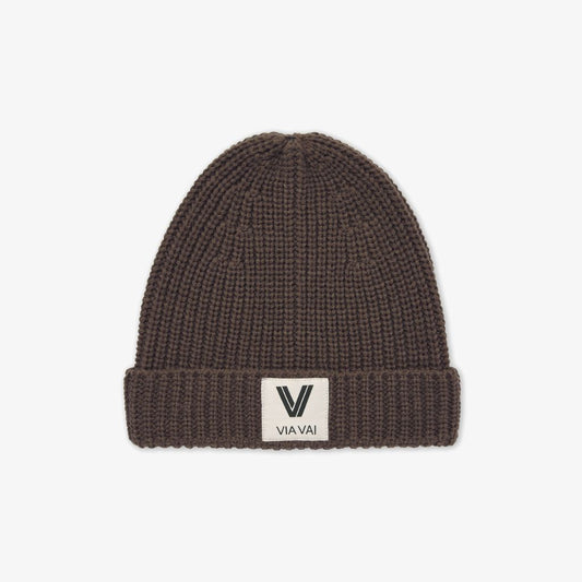 VIAVAIZolaMaeMuts-Corvino__1