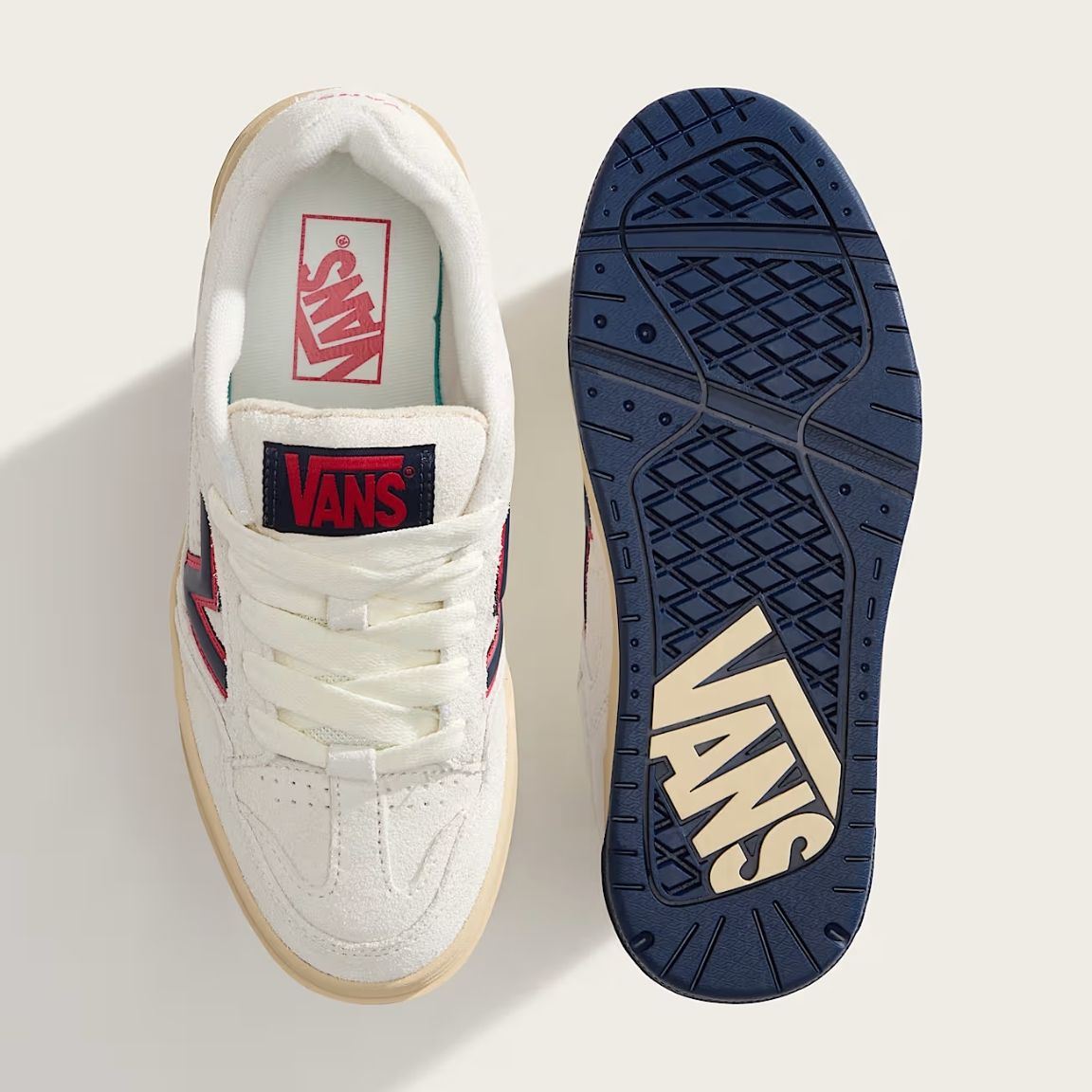 VansUplandMVN000D70YF91-VintageWhite_Red__3