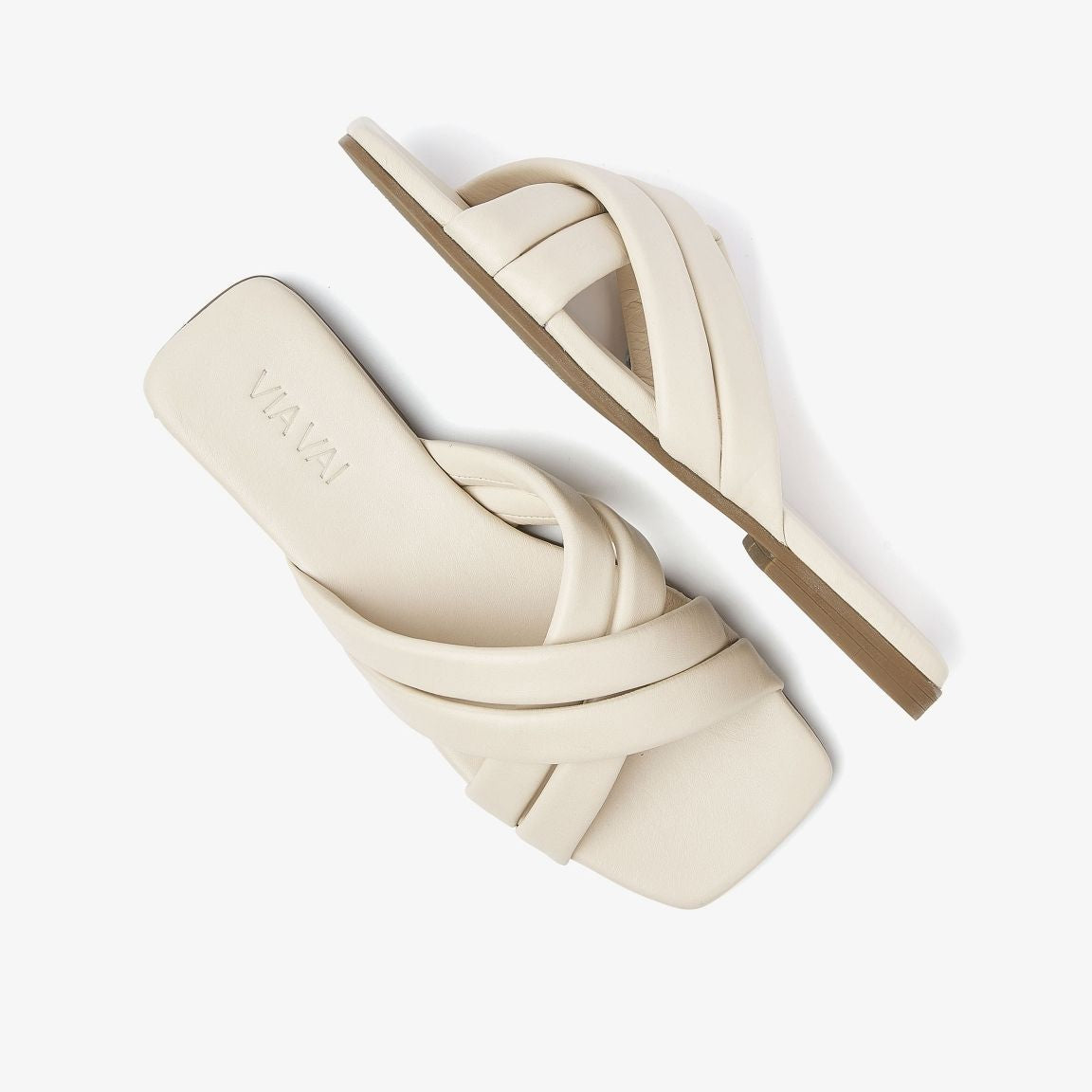 ViaVaiKikiLot62245-01-1219-NappaCalce__4