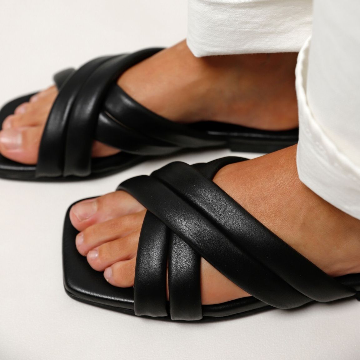 ViaVaiKikiLot62245-Nero__2