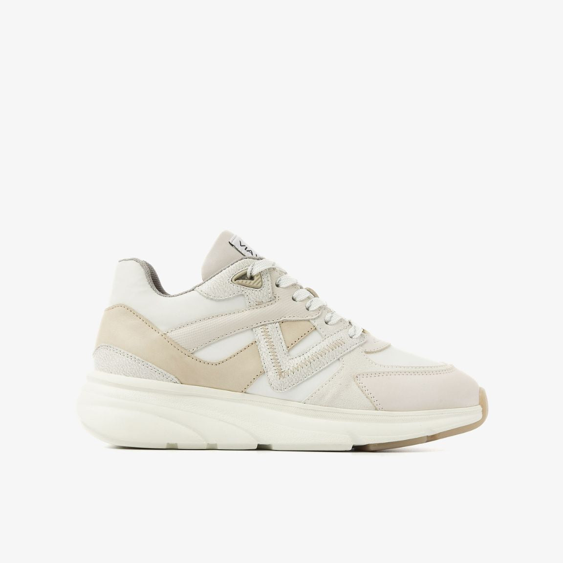 ViaVaiVicKyro-WalkerNeve__1